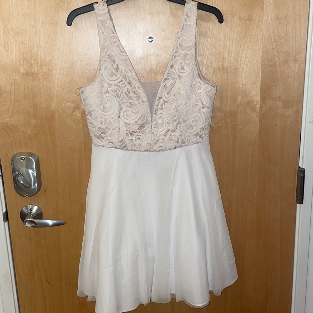 Dear Moon formal dress size 11